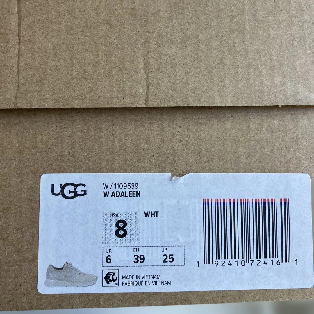 UGG 本革　スニーカー
