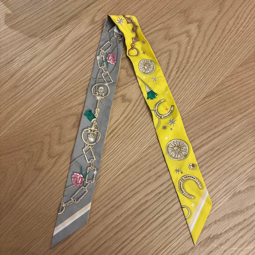 HERMES エルメス　ツイリー　シルクスカーフ グレーとイエロー