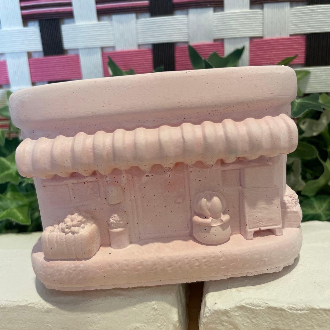 336★bakery鉢　モルタル雑貨　（お任せ植物付き）474