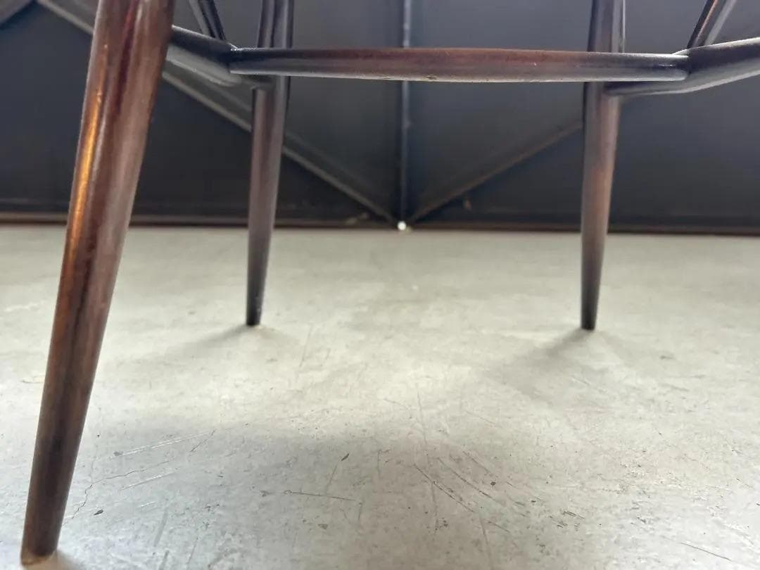 ERCOL / アーコール｜クエーカーアームチェア｜エルム材 ダークブラウン