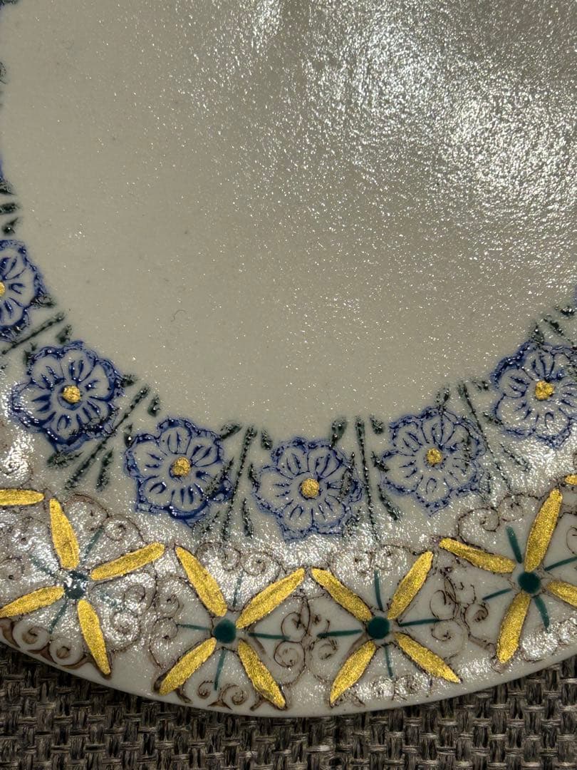 つちやまり　　花柄装飾の手作り皿 tsuhiya & mari