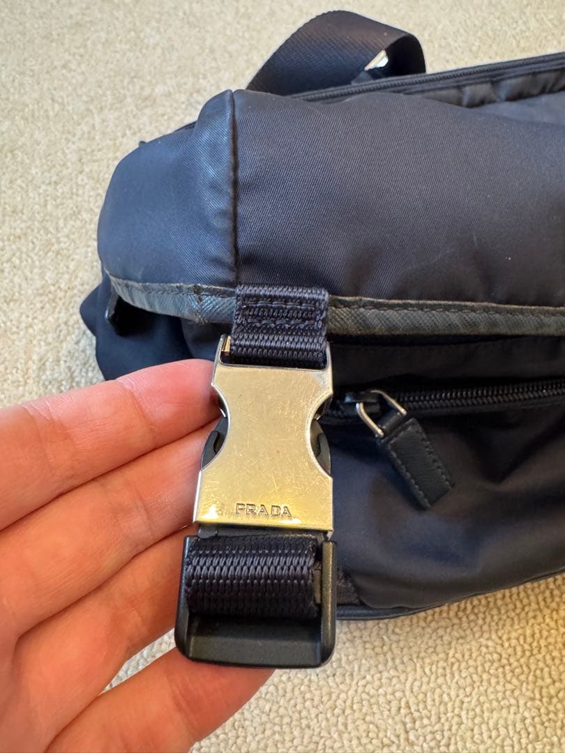 プラダ　PRADA メッセンジャーバッグ