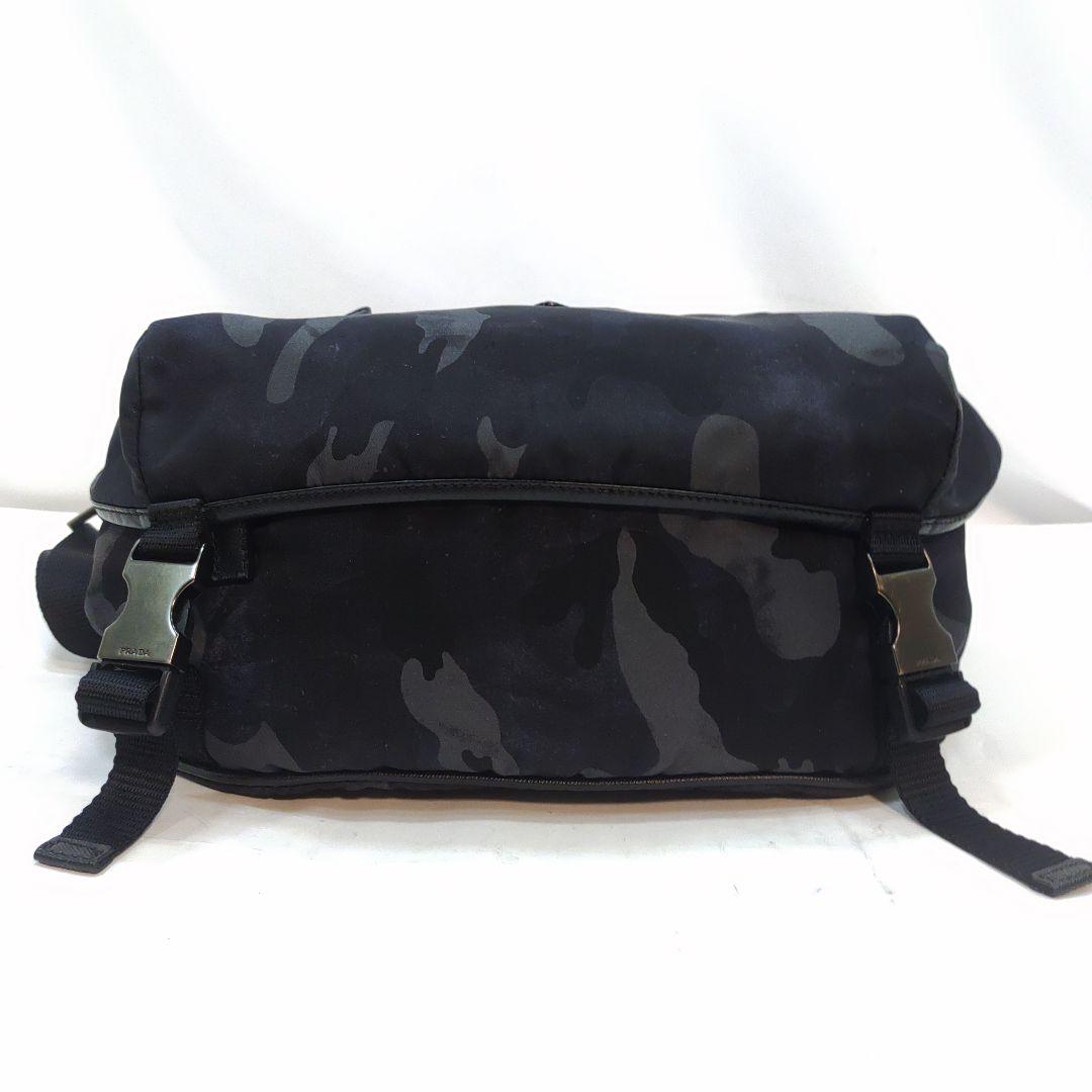 【美品】プラダ メッセンジャーバッグ レザー×ナイロン 迷彩 黒系 VA0994