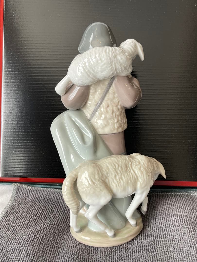 LLADRO リヤドロ 5485『羊飼いの少年』