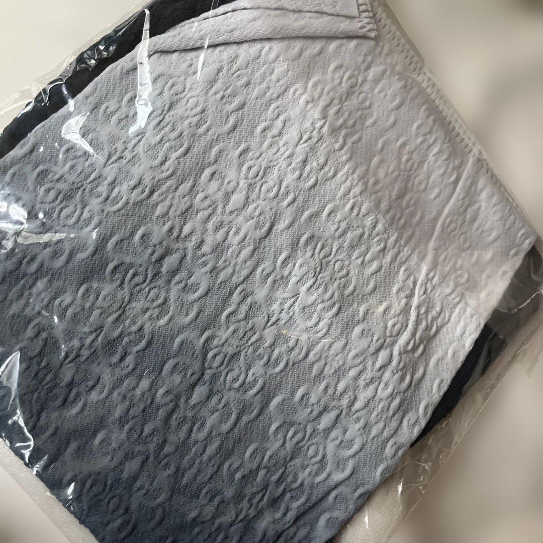 【新品タグ付き】Chacott チャコット　ノーソーイングニット定価16940円