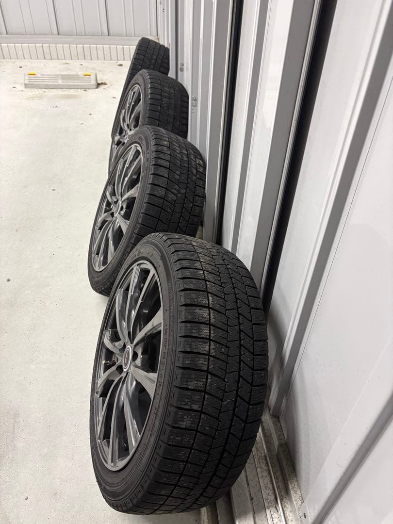 ダンロップウインターマックス03スタッドレスタイヤ付き 4本セット