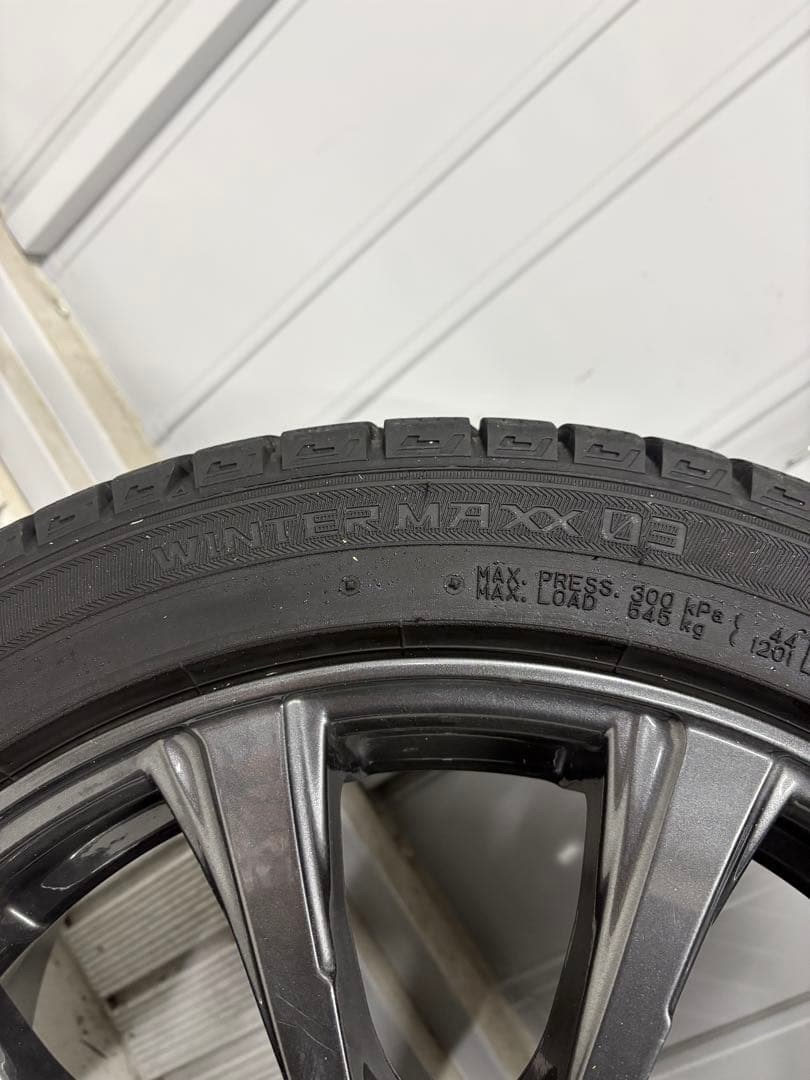 ダンロップウインターマックス03スタッドレスタイヤ付き 4本セット