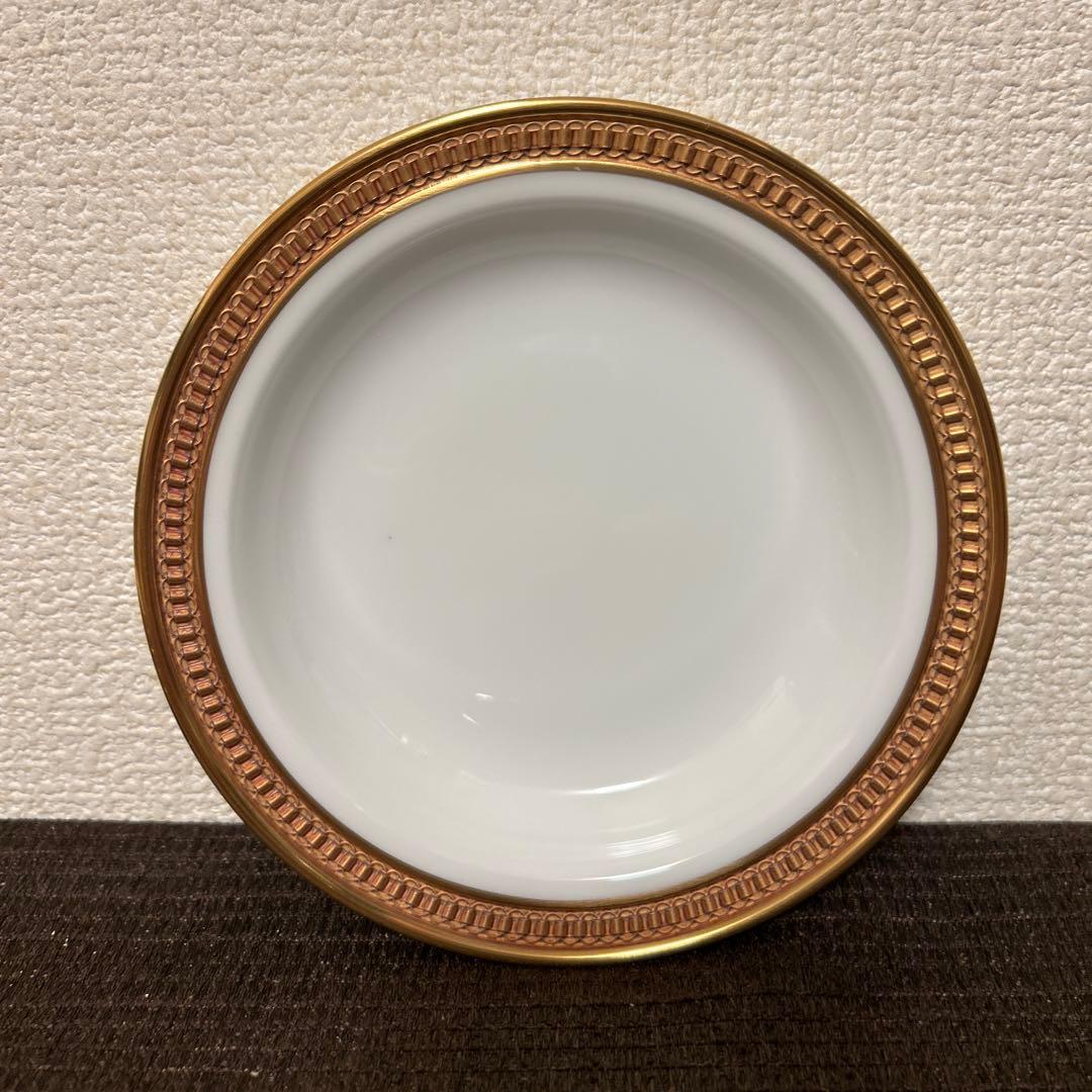 大倉陶園　クラウンエンボス　デザートプレート　フルーツボウル　金彩金蝕