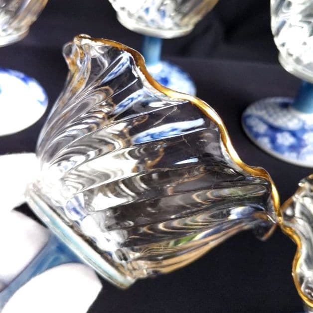 未使用　三洋陶器龍峰窯　染付捻祥瑞　ガラスデザート鉢　足付高台小鉢　金彩５客箱入