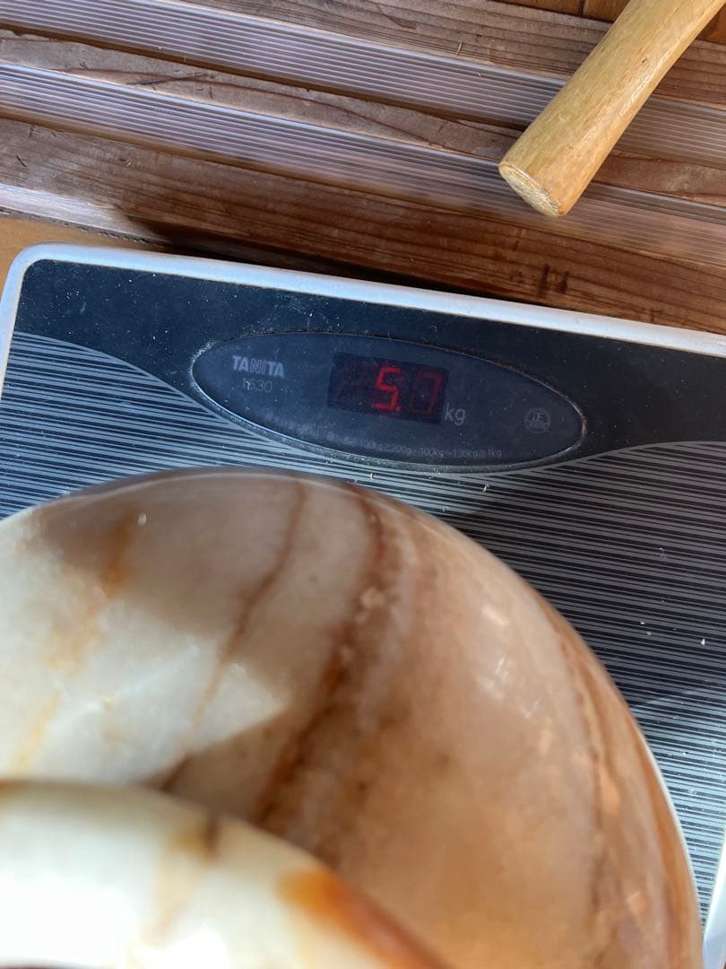 鍾乳石製 花瓶 クリーム色と茶色のストライプ