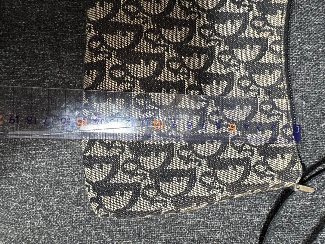 クリスチャンディオール