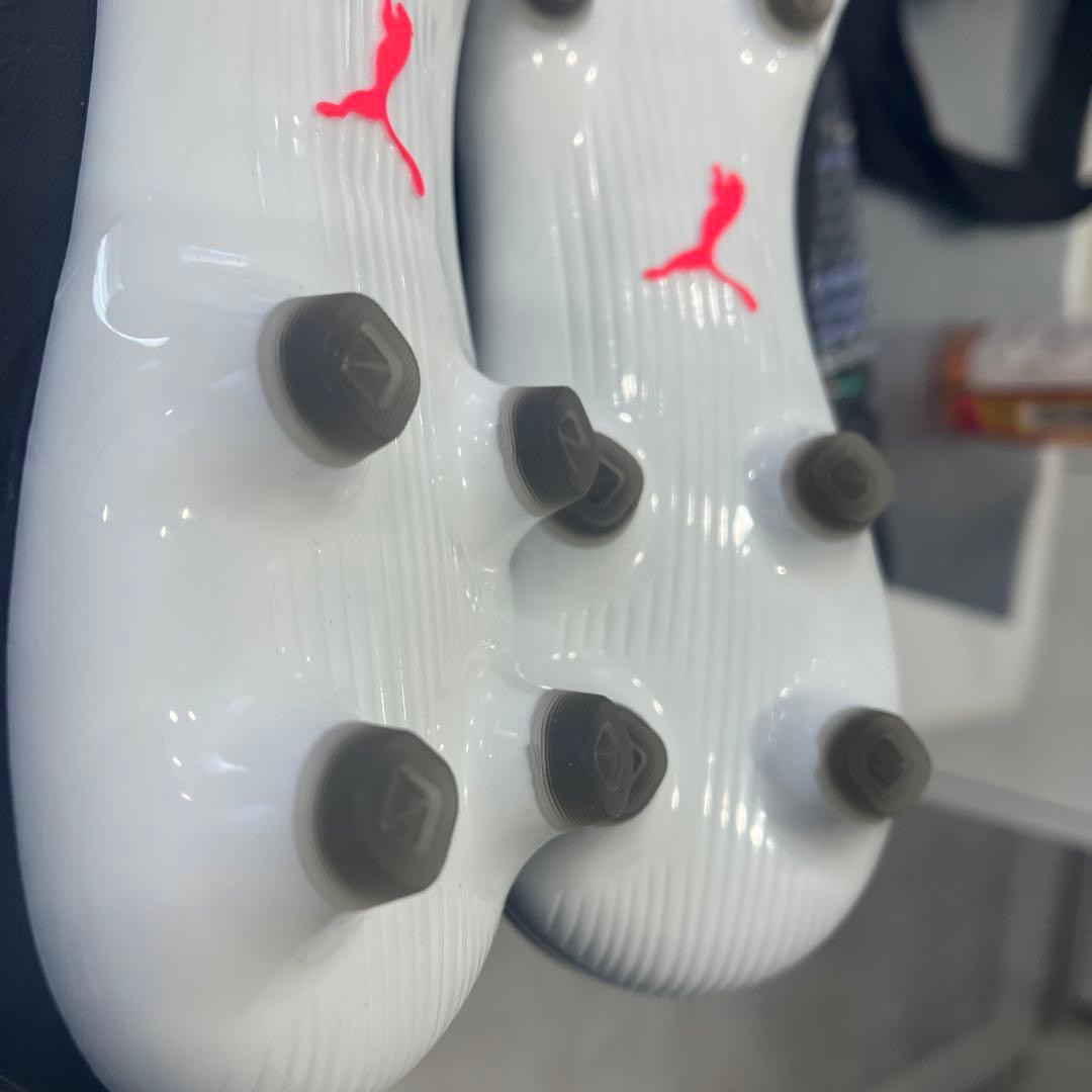 Puma プーマ　サッカーシューズ ブラック/シルバー