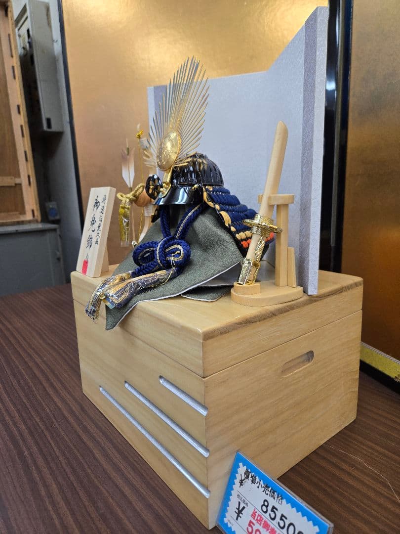 【展示品限り】五月人形　兜　豊臣秀吉　収納飾り　※閉店セール　S41