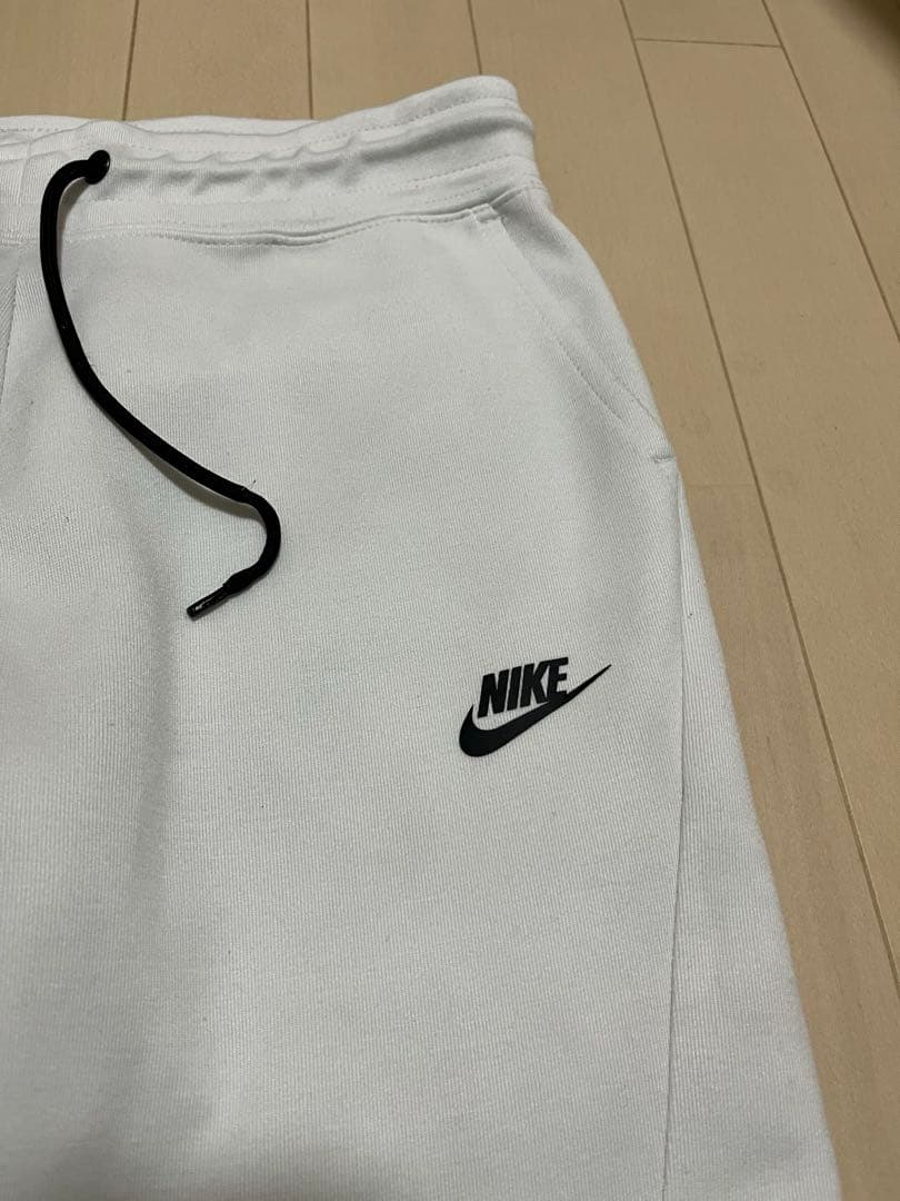 【パンの耳】希少カラー NIKE テックフリース セットアップ白　ホワイト