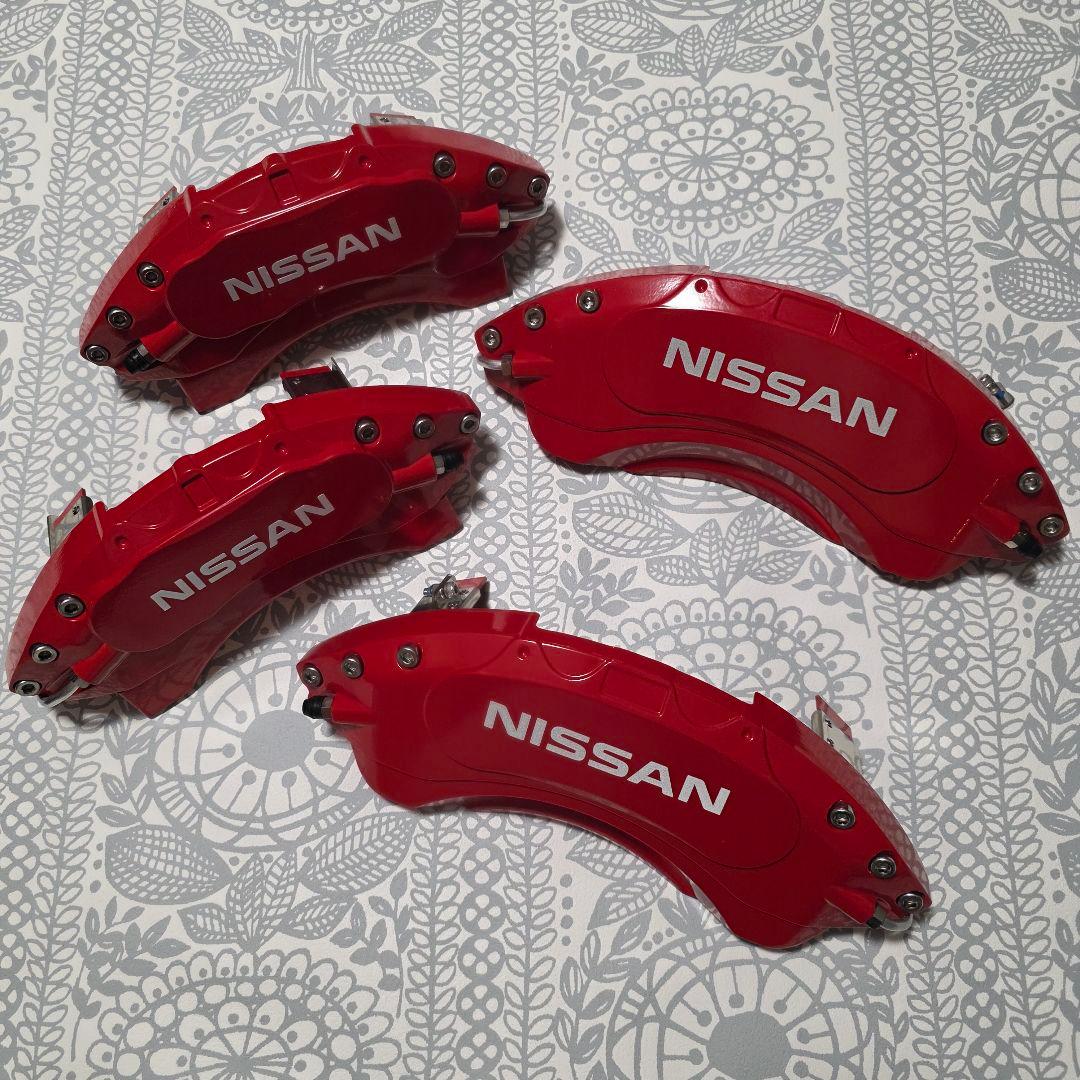 日産アリア　ＦＥ０系　キャリパーカバー
