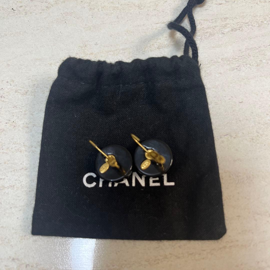 CHANEL ピアス　ココマーク　ブラック