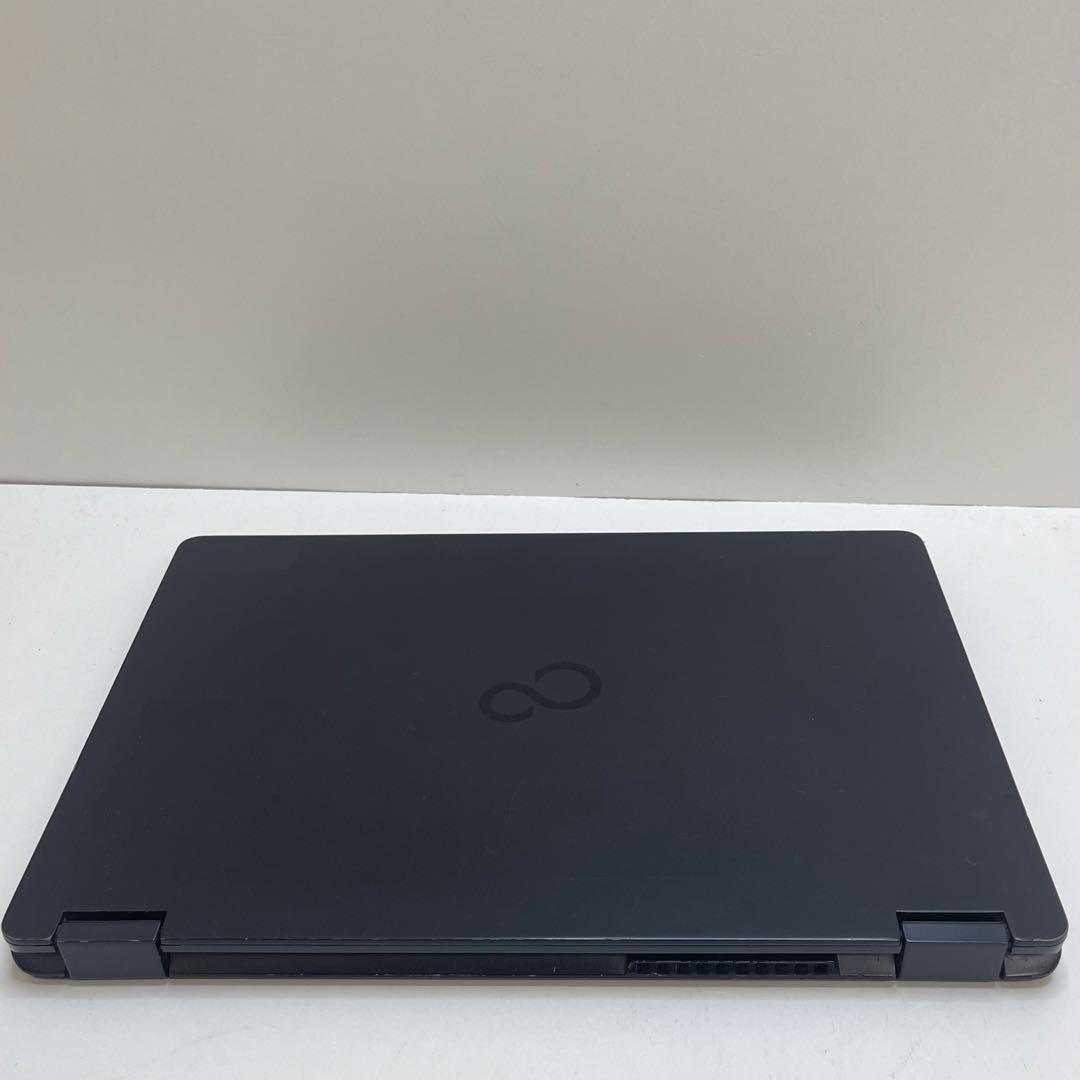 #899 富士通 P727/R i7-7500U 8Gb SSD256Gb