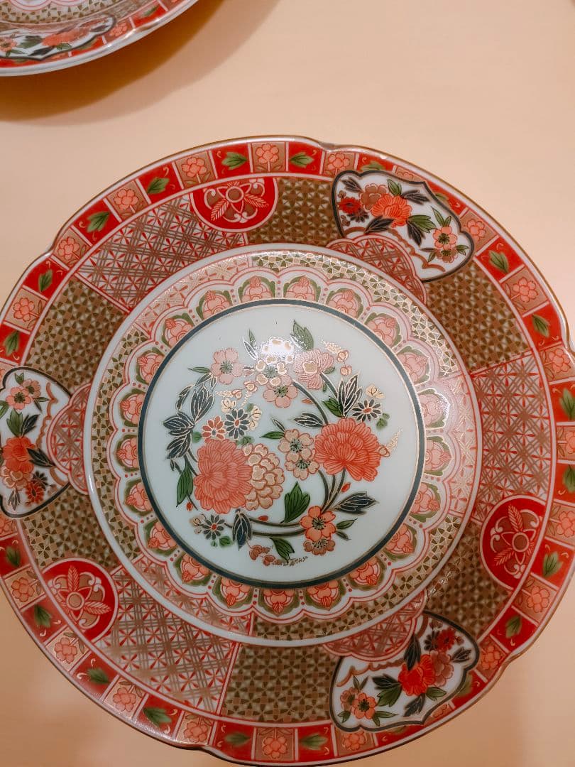 三洋陶器　龍峰窯　古伊万里　有田焼　金彩　琳派／祥瑞花丸紋　中皿５枚セット