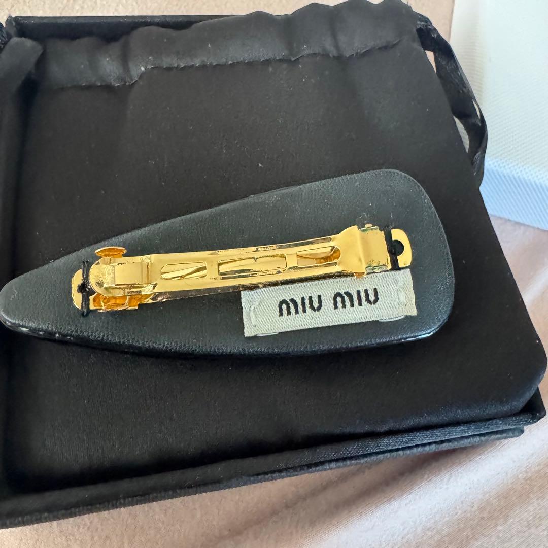 miumiu ヘアペン