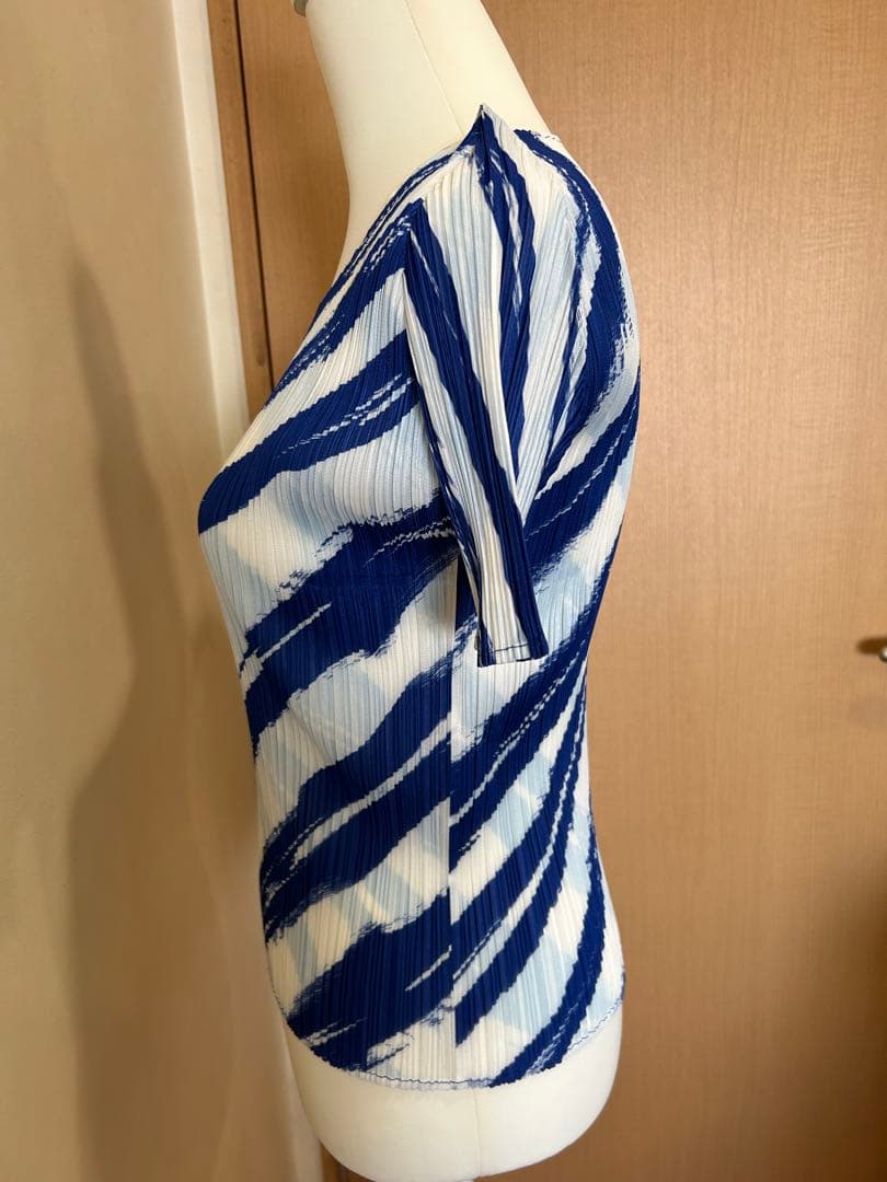 ⭐️本日限定価格⭐️プリーツプリーズスカイトップスタグ付き未着用極美品⭐️
