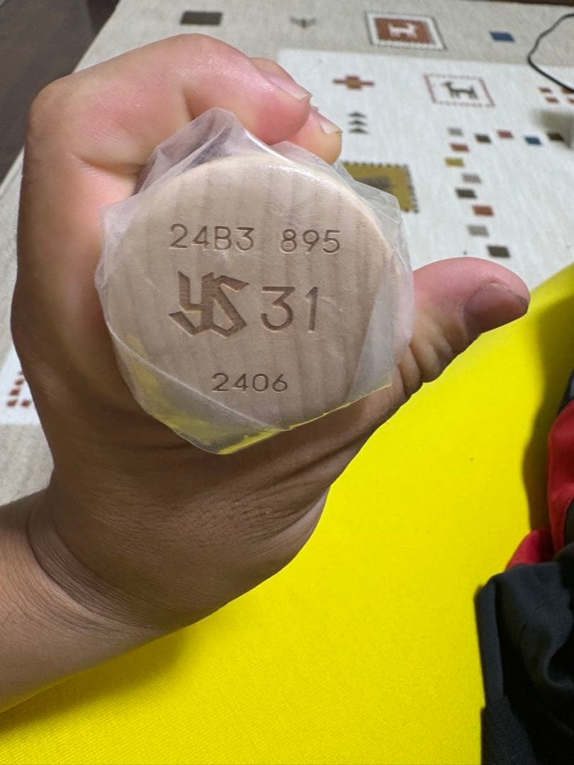 NPB硬式木製バット支給品