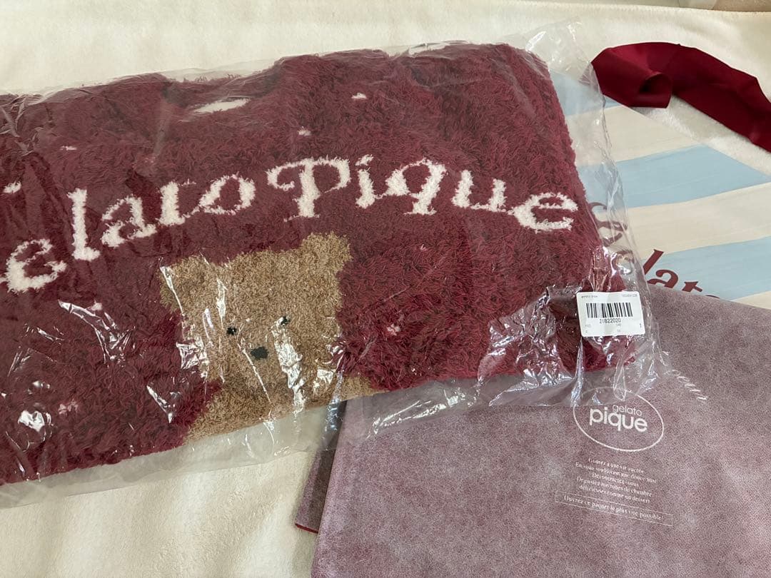 gelato pique スノーベア ジャガードプルオーバー
