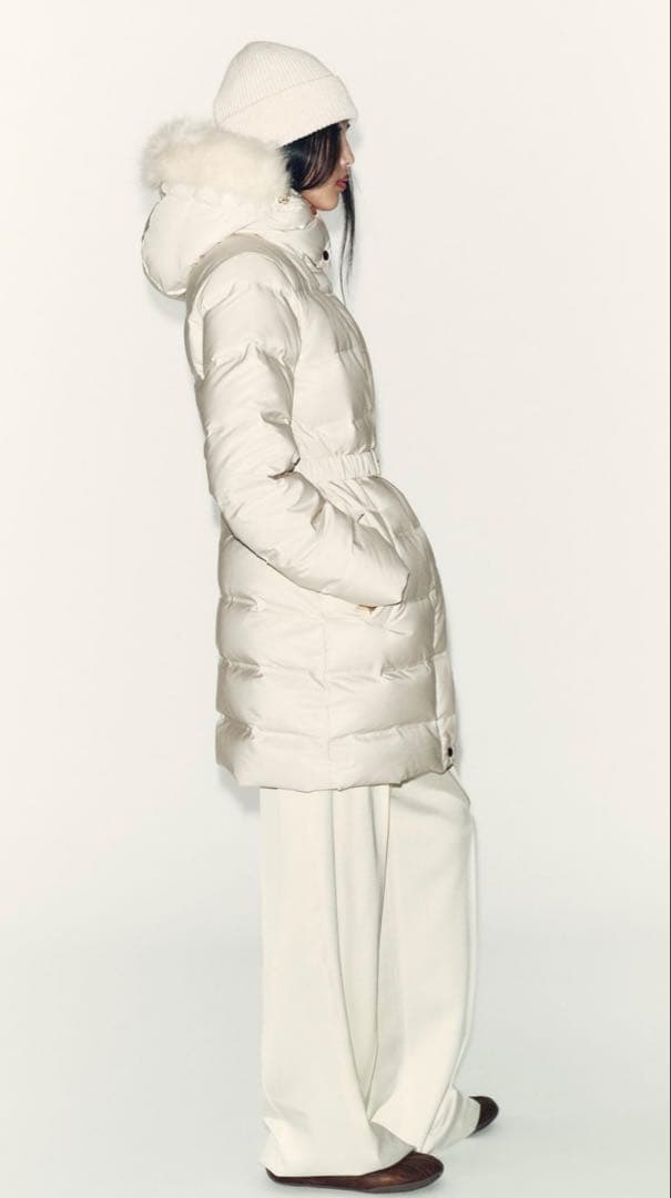 新品タグ付　今期　ZARA ベルト付き撥水加工ダウンコート
