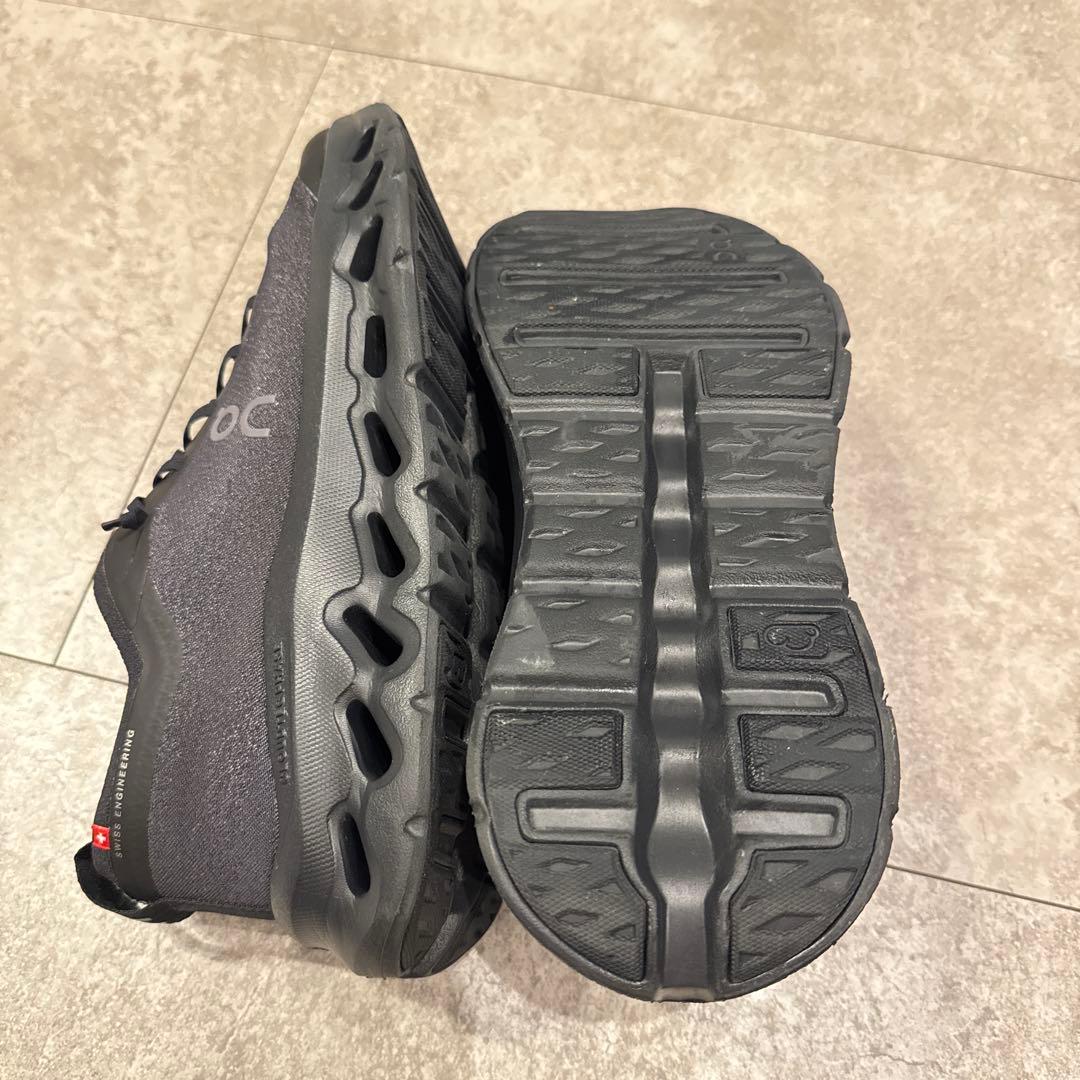 on cloudtilt ブラック 26 試着のみ 美品
