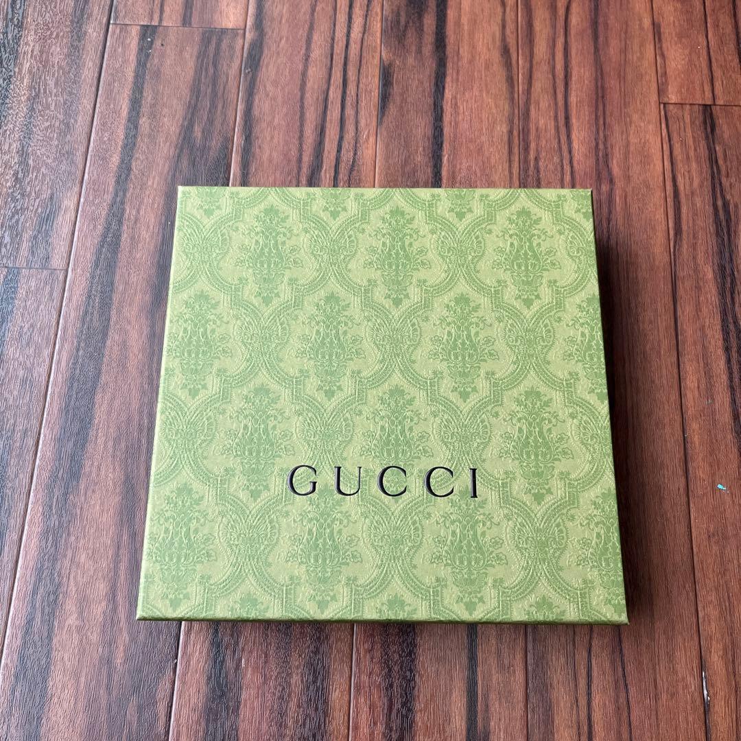 「新品未使用品」箱付き最高級ウールGUCCI ジャカード マフラーピンク・グレー