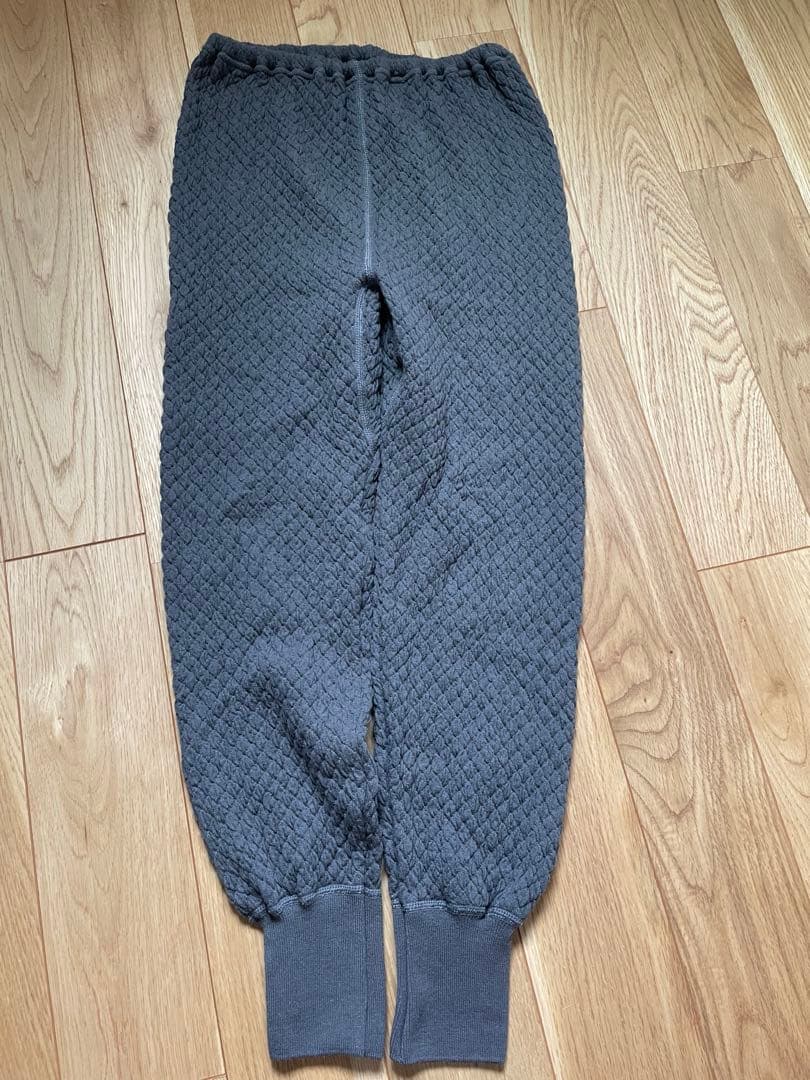 ひだまり　長袖とスラックスセット　M 新品