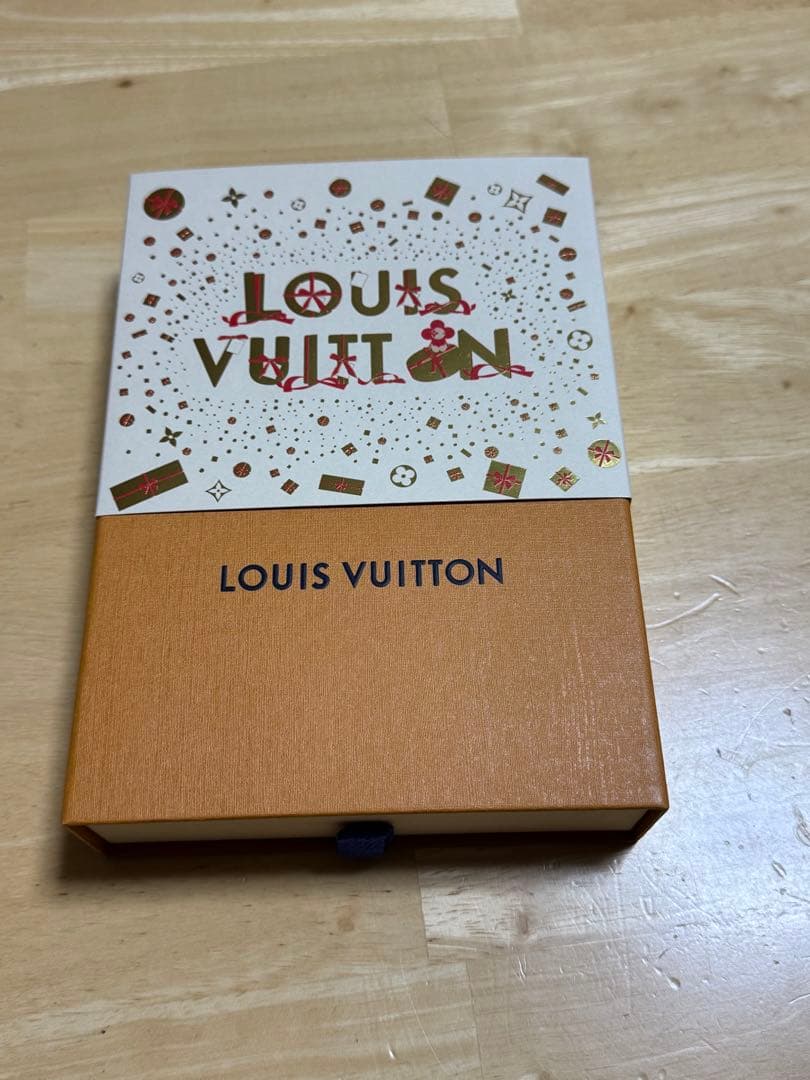 LOUIS VUITTON ブラック ケース M81662 新品