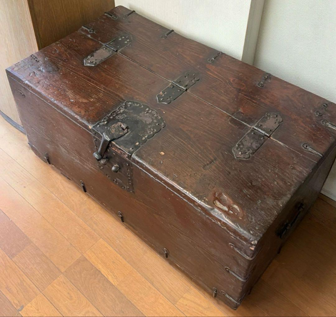 【アンティーク】欧米◆木製のトレジャートランク・Chest