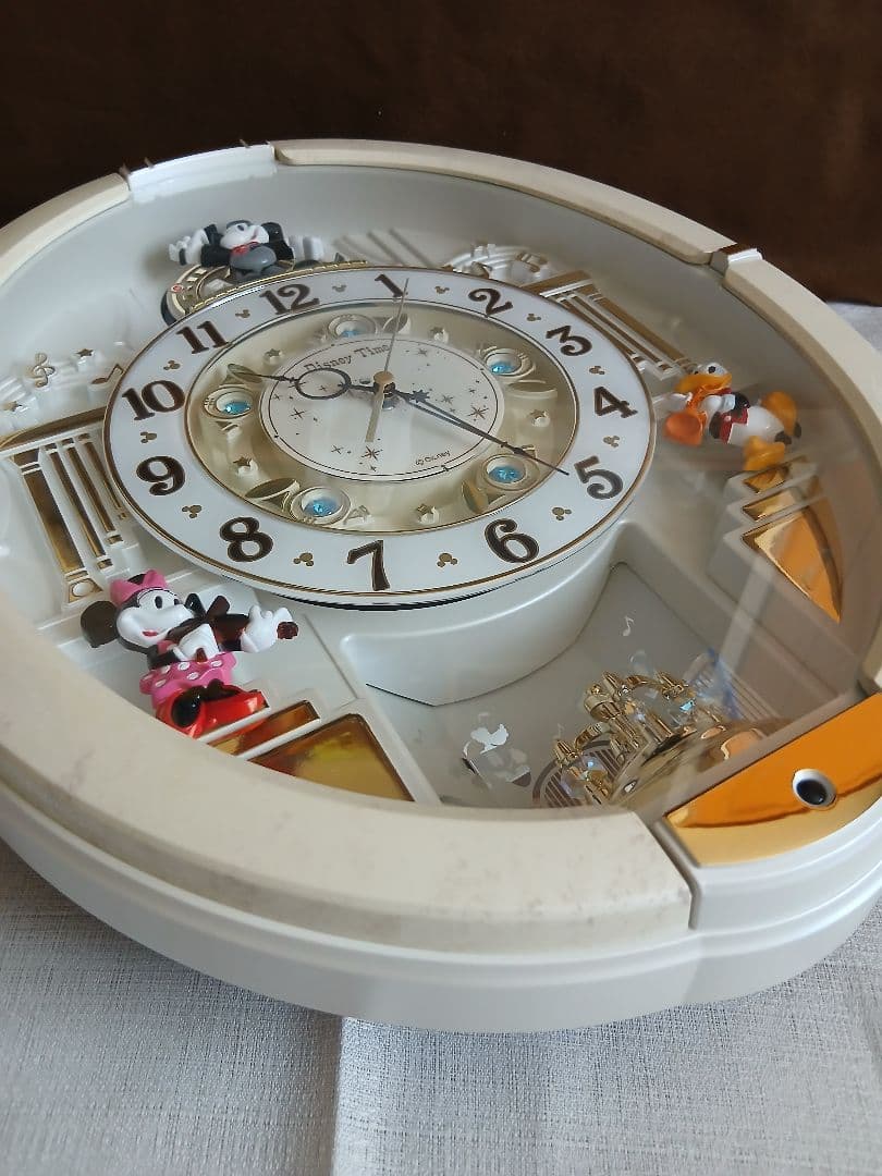 SEIKO　ディズニー掛け時計　ミッキーマウス 電波アナログ　メロディー　12曲