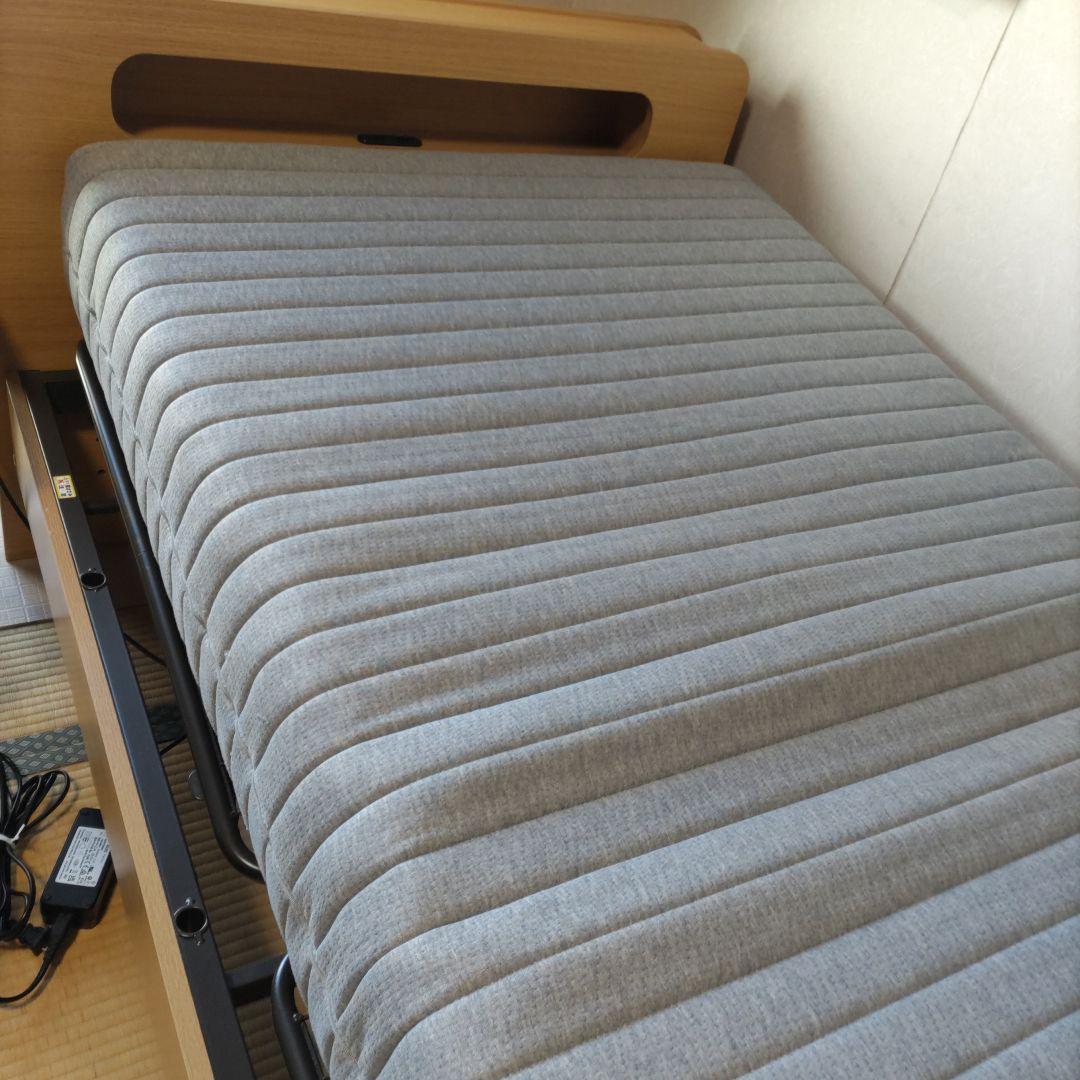 ニトリ電動ベッドライズ2 2M-C/MBR　マットレス付き