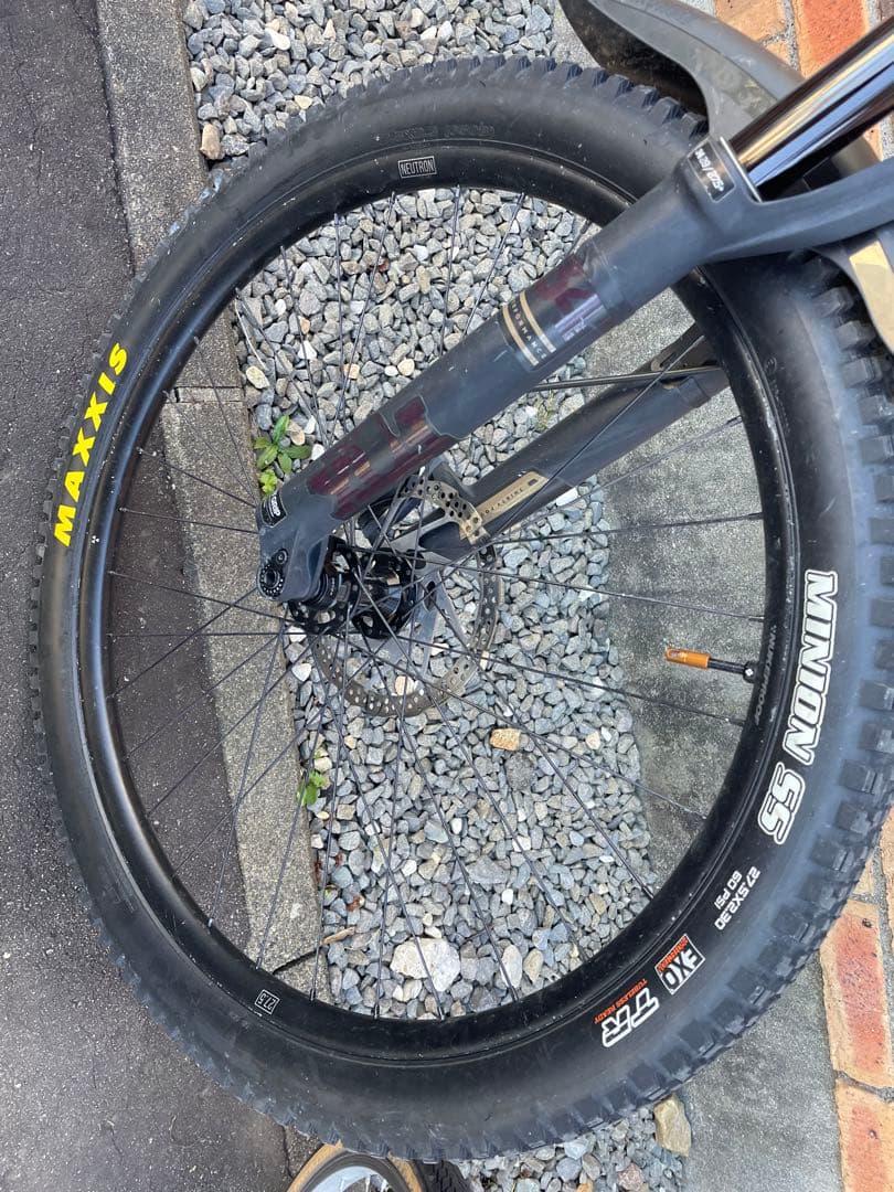自転車本体 santa cruz chameleon M size