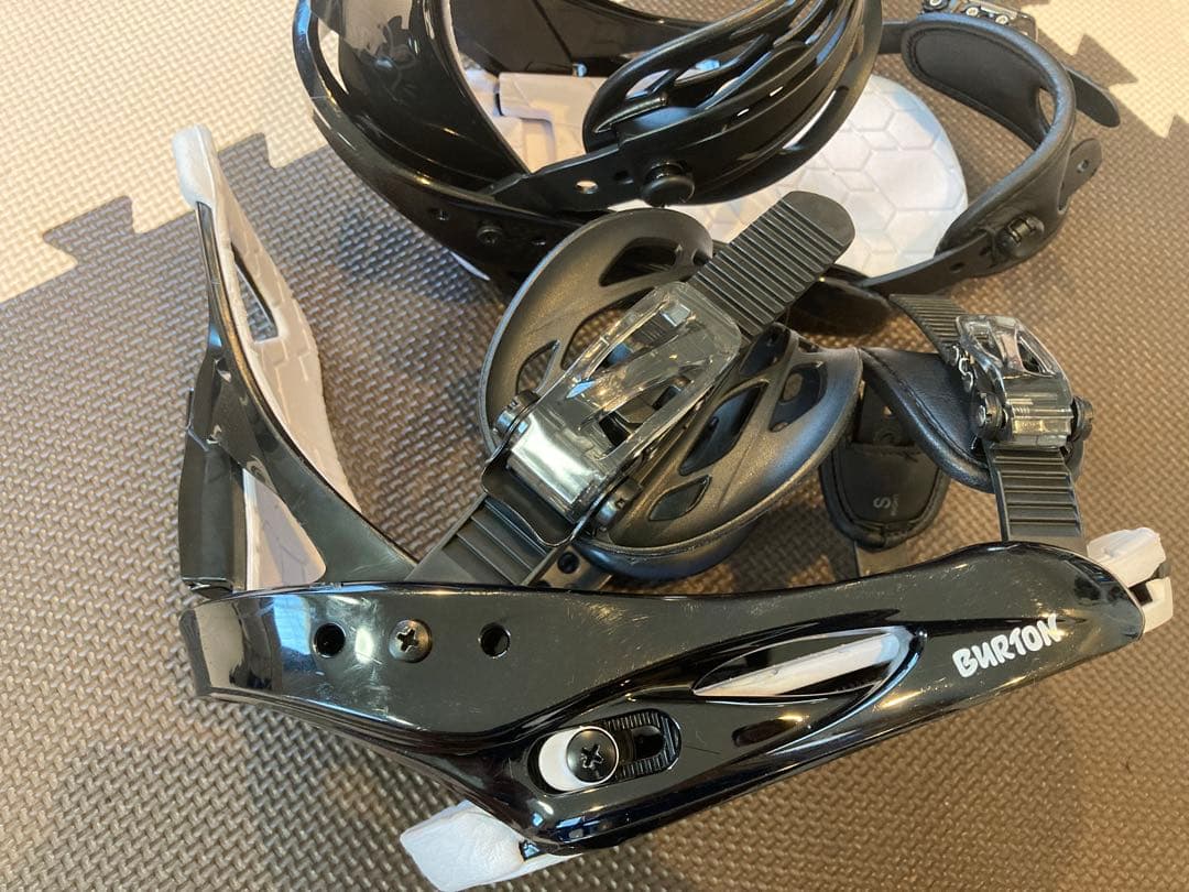 BURTON バインディング　SMALLS Lサイズ（キッズのLサイズ）バートン