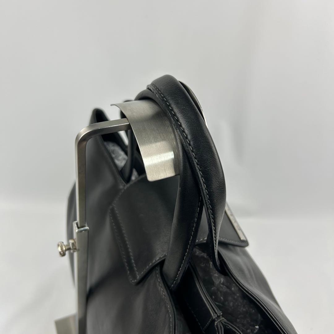 【美品】ブルガリ　トートバッグ　2way レザー　ロゴ金具　ビジネス　大容量　黒