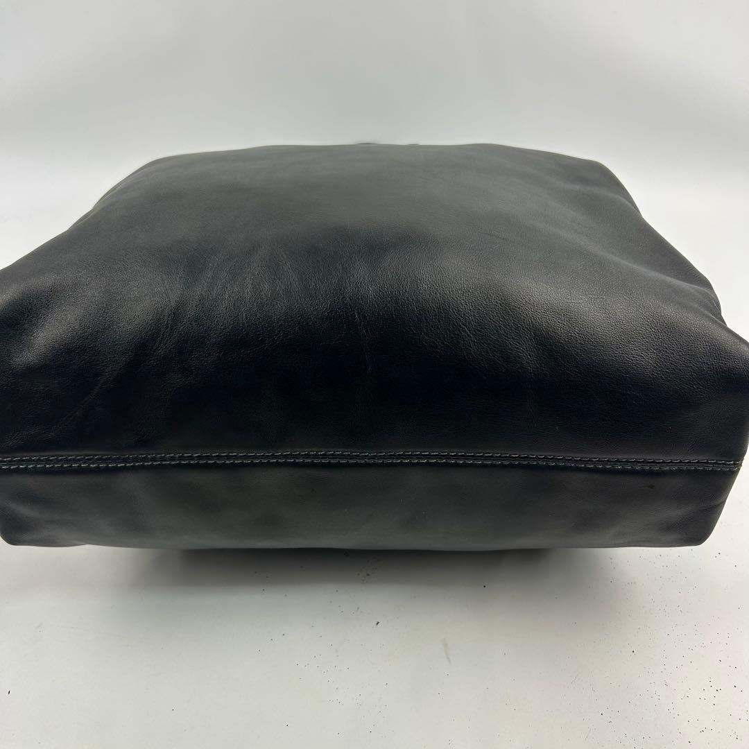 【美品】ブルガリ　トートバッグ　2way レザー　ロゴ金具　ビジネス　大容量　黒