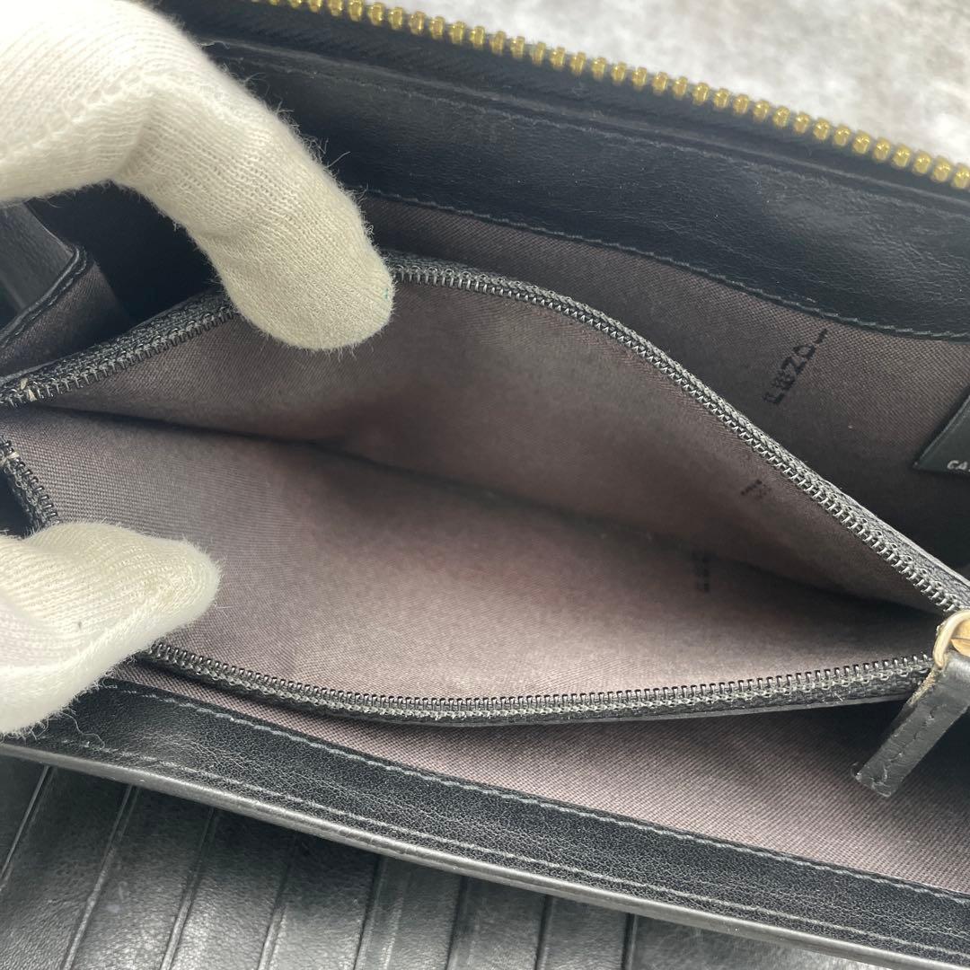 【極美品】FENDI　フェンディ　長財布　ジッピー　多機能　レザー　ズッカ柄