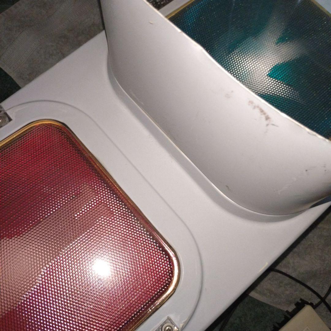 小糸工業歩行者用信号機本物