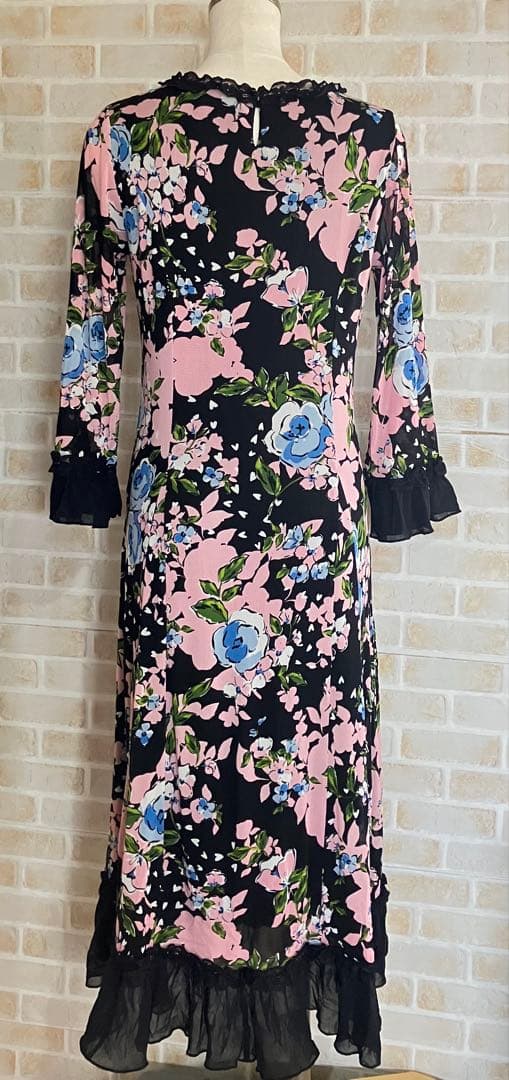 スーパービューティー 花柄 ロングワンピース 七分袖 サイズ42