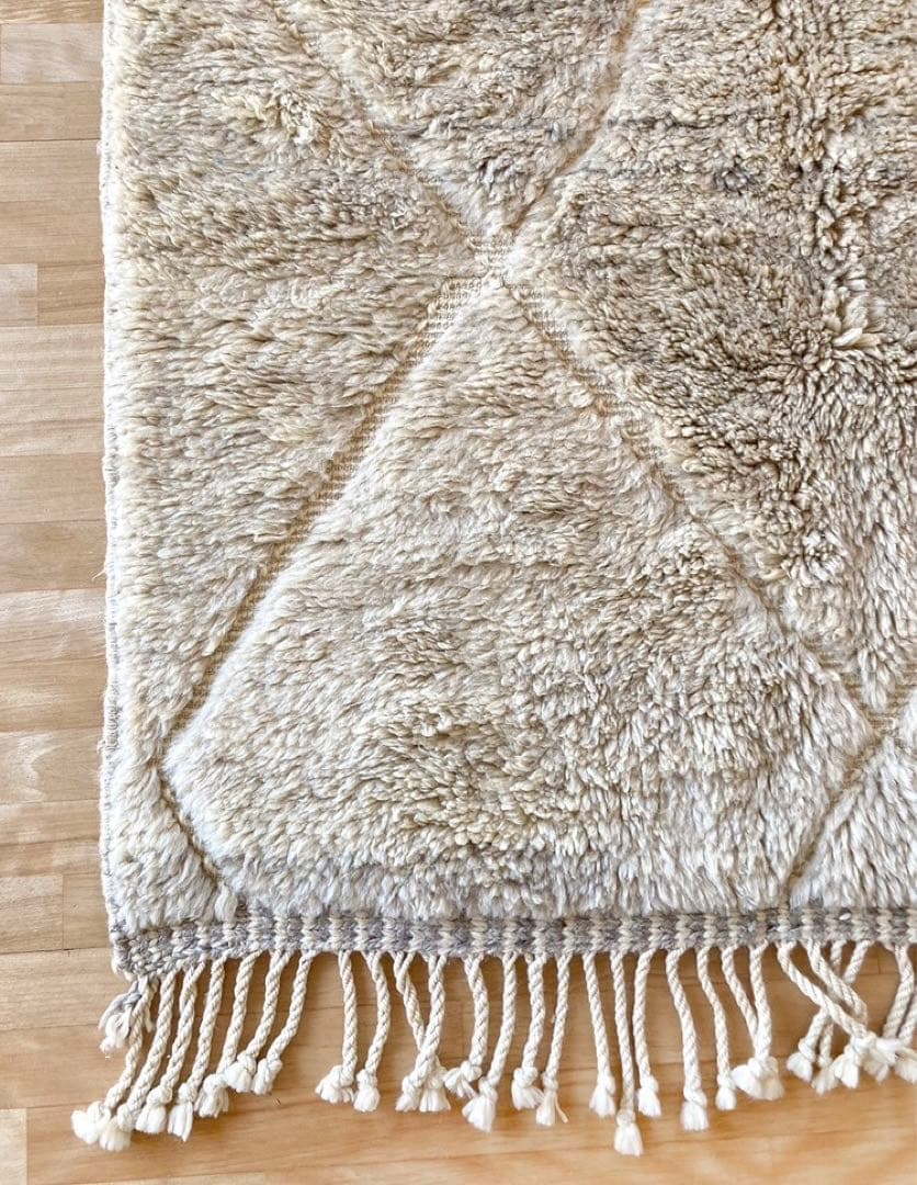 【モロッコ直輸入】ベニワレン手織りラグ　一点物