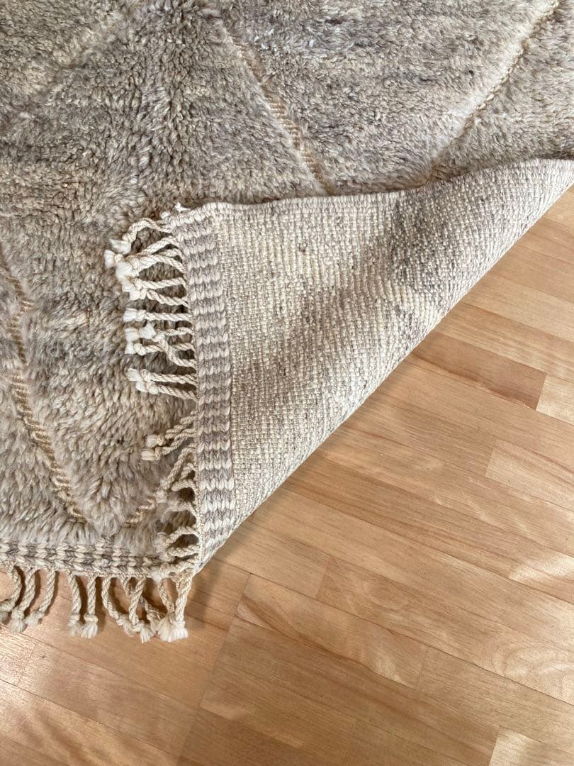 【モロッコ直輸入】ベニワレン手織りラグ　一点物