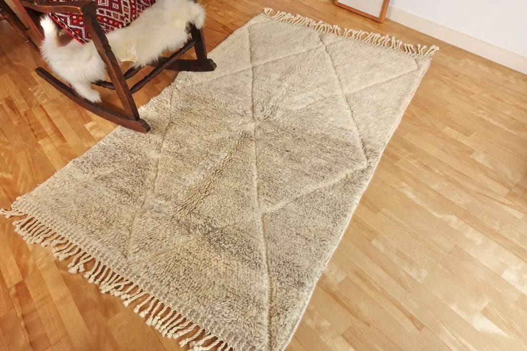 【モロッコ直輸入】ベニワレン手織りラグ　一点物