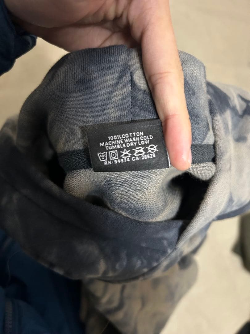 STUSSY タイダイ パーカー プルオーバー ステューシー ストリート