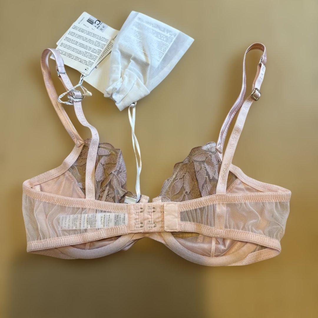 ラペルラ　シルク混ブラジャー　C1 新品未使用