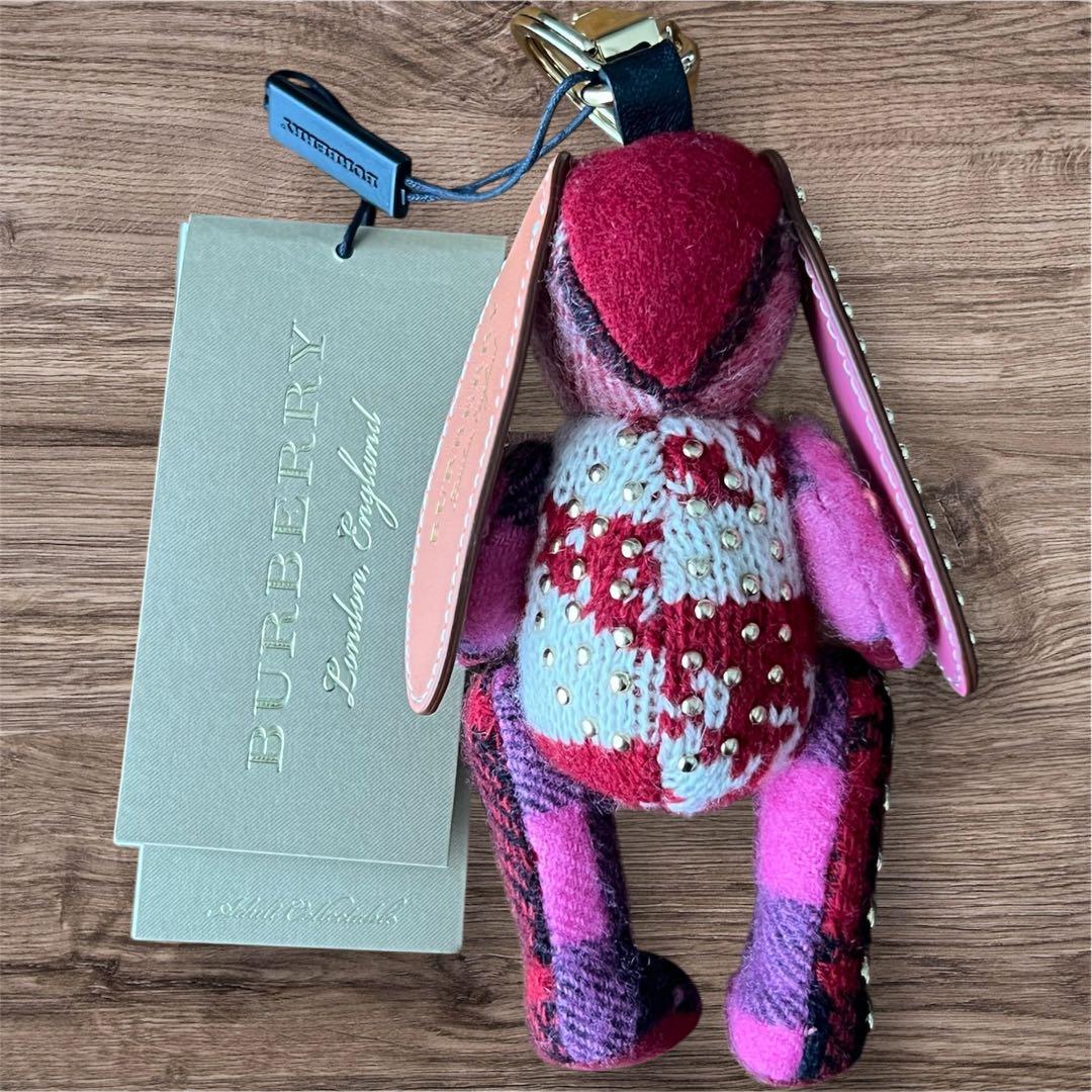 新品未使用 BURBERRY ウサギ ドッグ チャーム キーリング キーホルダー