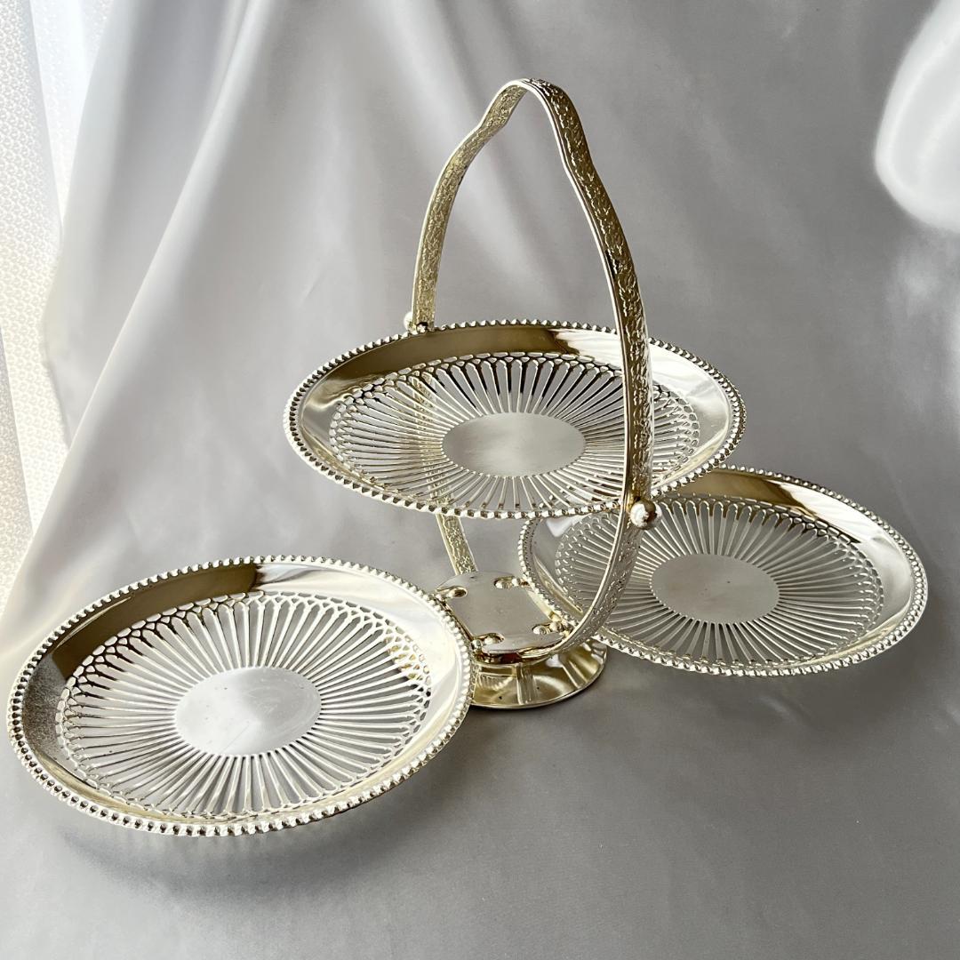 【英国】 パールと透かしのケーキスタンド 【シルバープレート】バタフライ式