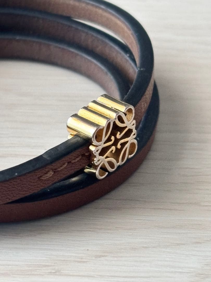 美品 LOEWE ロエベ アナグラム レザー 3連 ブレスレット アクセサリー