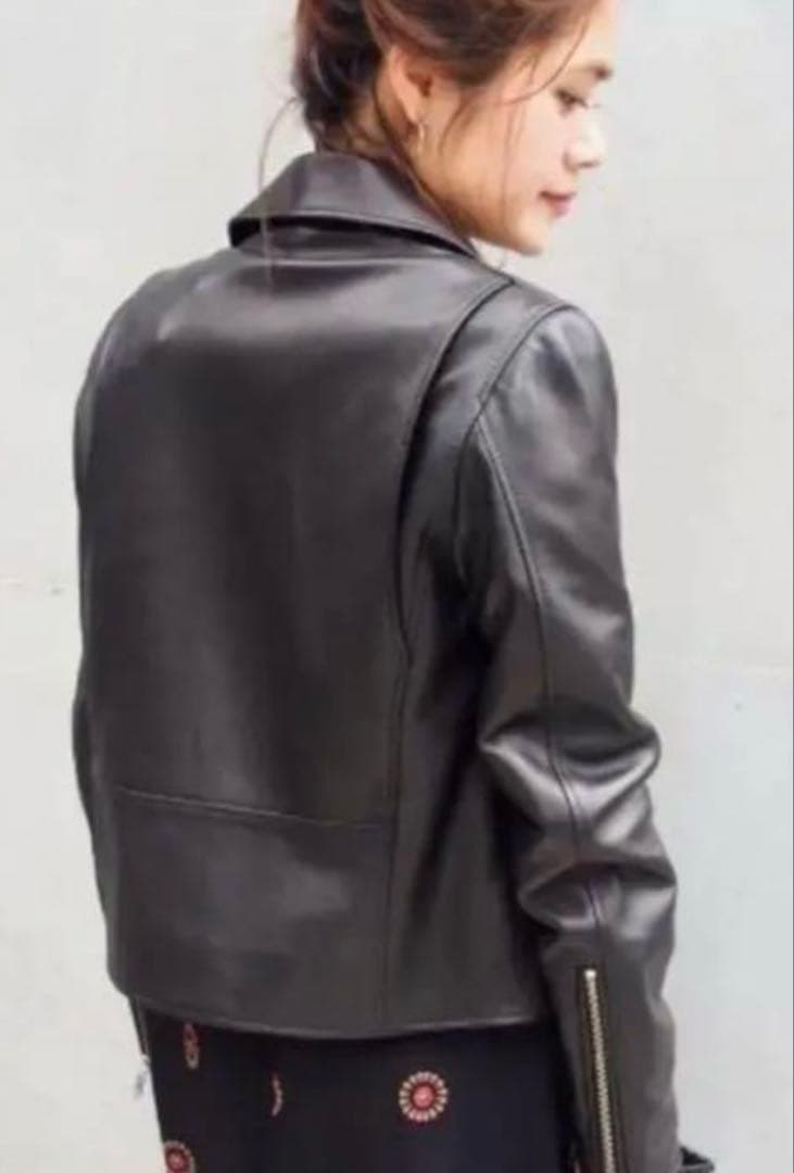 スピックアンドスパン　レザーライダースジャケット